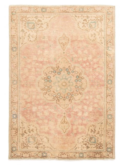 Persian Style Hand-knotted Wool Rug, 99 x 142 cm