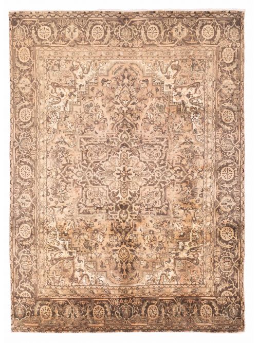 Persian Style 7'7" x 10'3" Hand-knotted Wool Rug 