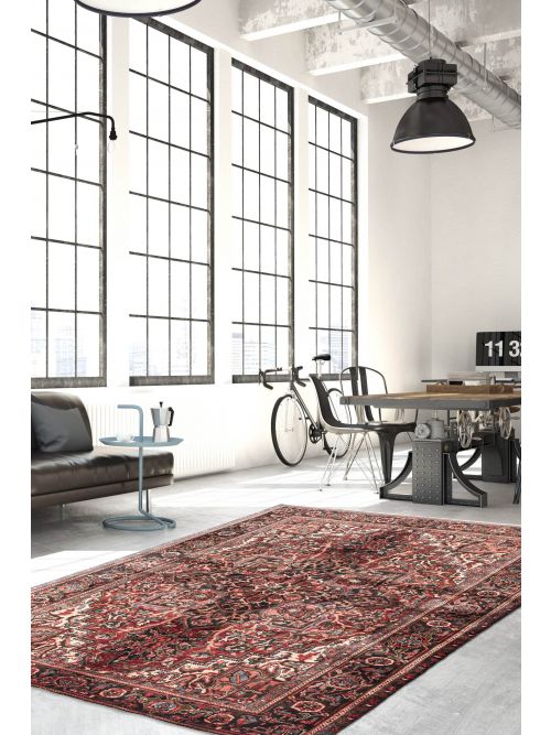 Persian Style Hand-knotted Wool Rug, 198 x 287 cm