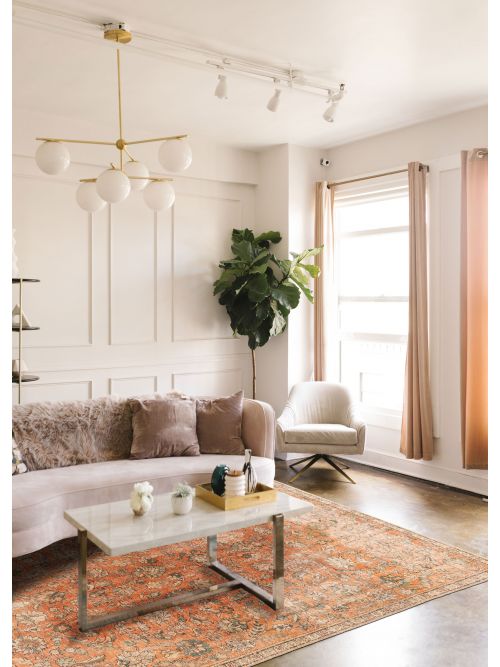 Persian Style 7'7" x 11'2" Hand-knotted Wool Rug 