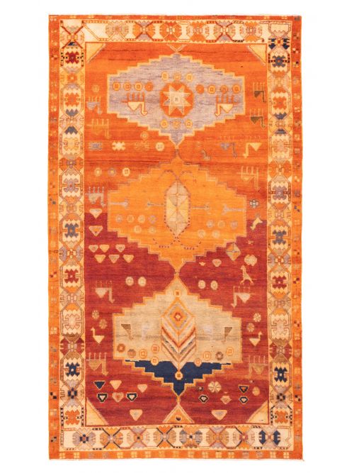 Persian Style 5'3" x 9'5" Hand-knotted Wool Rug 