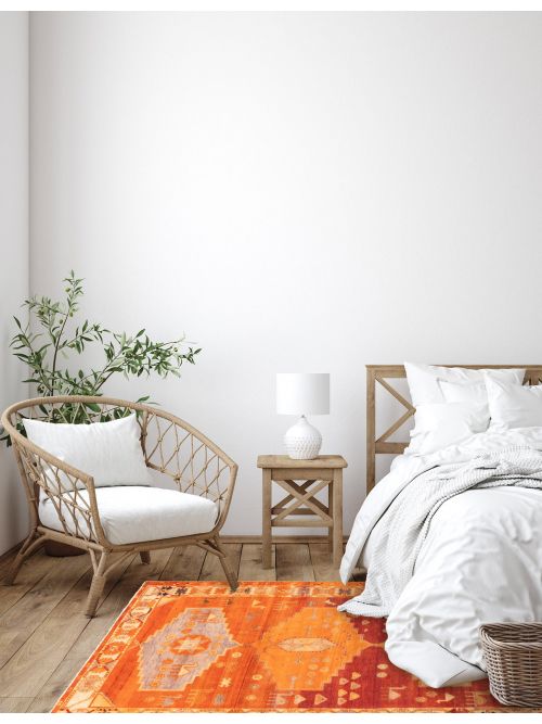 Persian Style 5'3" x 9'5" Hand-knotted Wool Rug 