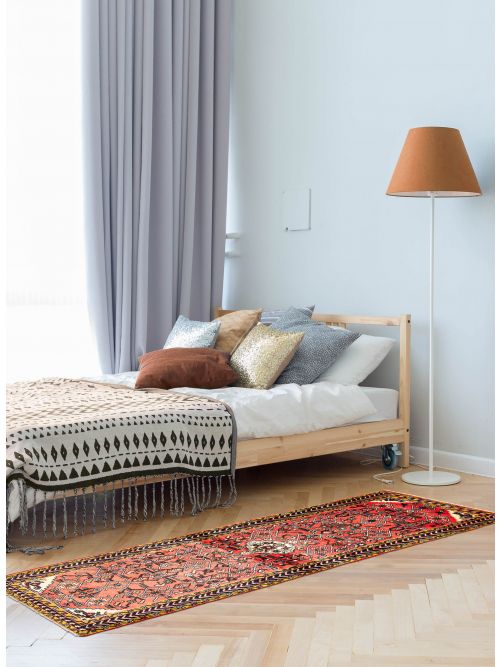 Persian Style 2'5" x 8'0" Hand-knotted Wool Runner Rug 