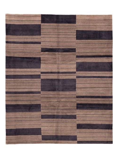 Nepal Opulence Hand-knotted Wool Rug, 244 x 290 cm