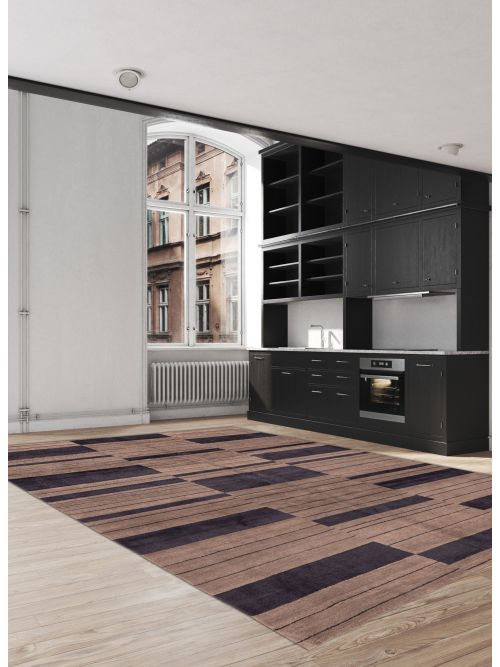 Nepal Opulence Hand-knotted Wool Rug, 244 x 290 cm