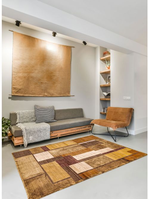 Nepal Opulence Hand-knotted Silk& Wool Rug, 183 x 267 cm