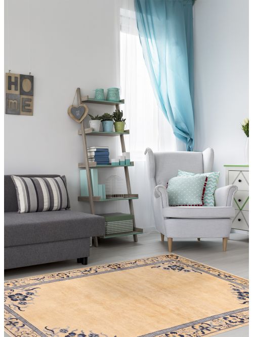 Nepal Aubusson 6'0" x 9'0" Hand-knotted Wool Rug 