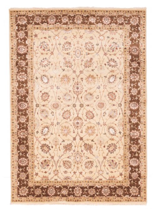 Indian Mirzapur 5'4" x 7'5" Hand-knotted Silk & Wool Rug 