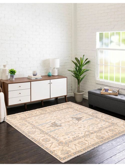 Indian Royal Oushak 8'2" x 8'0" Hand-knotted Wool Rug 