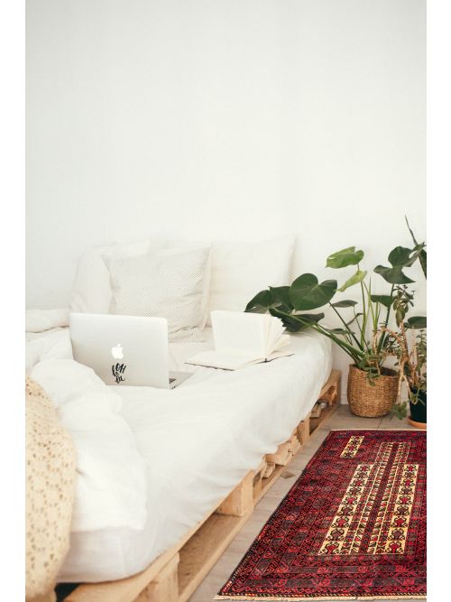 Tapis teimani 2'10" x 4'7" en laine