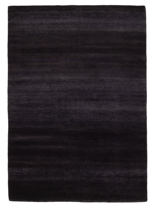 Pakistani Pak Finest Gabbeh 5'3" x 7'10" Hand-knotted Wool Rug 