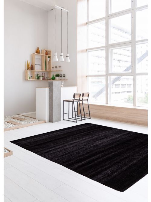 Pakistani Pak Finest Gabbeh 5'3" x 7'10" Hand-knotted Wool Rug 