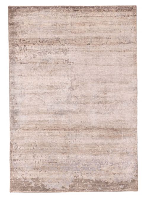 Indian Legacy 5'4" x 7'10" Hand-knotted Silk Rug 