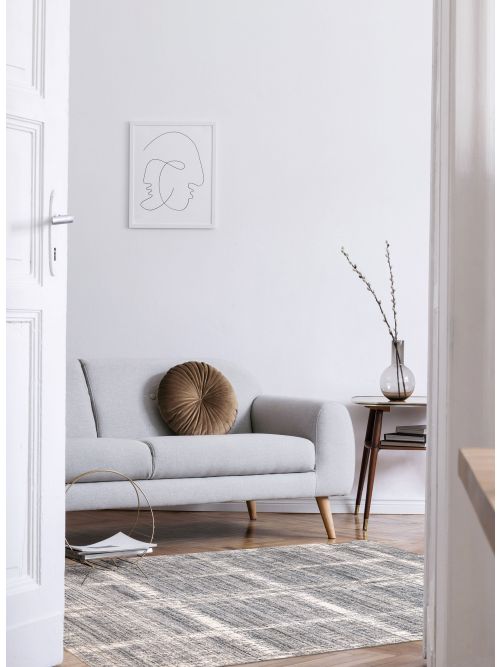 Indian Elysian 7'8" x 9'10" Hand Loomed Wool Rug 