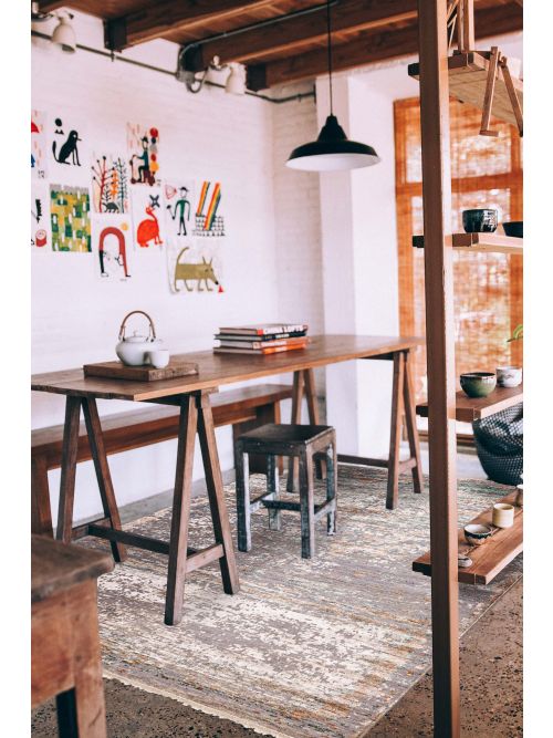 Indian Legacy 7'11" x 9'10" Hand-knotted Silk & Wool Rug 