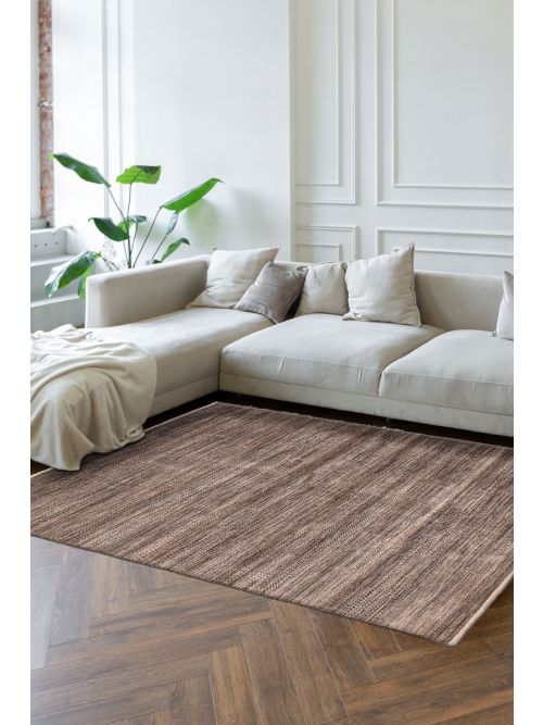 Indian Finest Silk Shadow 5'11" x 8'11" Hand-knotted Viscose & Wool Rug 