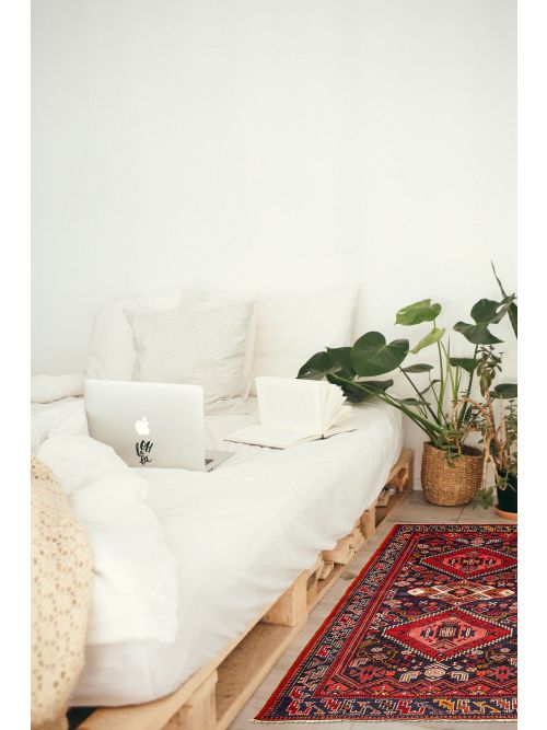 Persian Style 4'3" x 7'3" Hand-knotted Wool Rug 