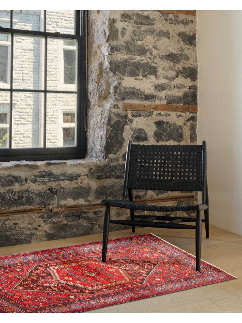 Persian Style 4'5" x 7'5" Hand-knotted Wool Rug 