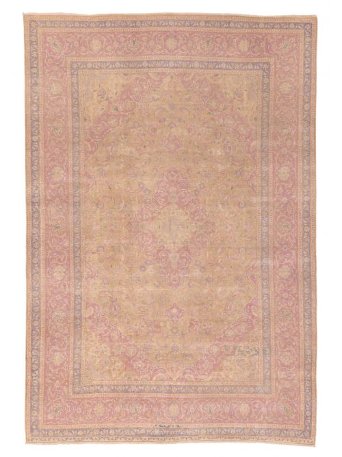 Turkish Antalya Vintage 6'7" x 9'8" Hand-knotted Wool Rug 