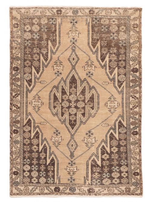 Persian Style Hand-knotted Wool Rug, 104 x 145 cm