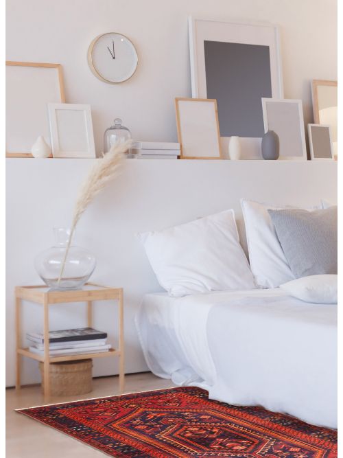 Persian Style 4'5" x 7'8" Hand-knotted Wool Rug 