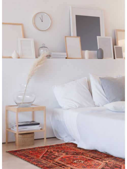 Persian Style 4'6" x 7'1" Hand-knotted Wool Rug 