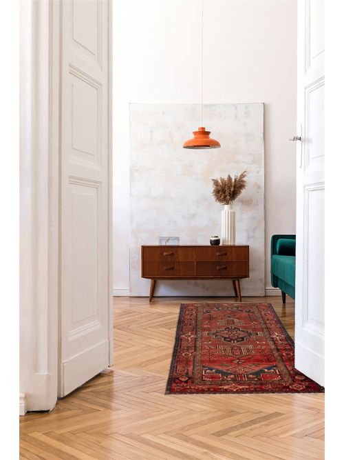 Tapis style persan 4'4" x 10'3" en laine