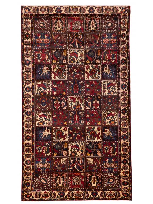 Persian Style 5'3" x 9'9" Hand-knotted Wool Rug 