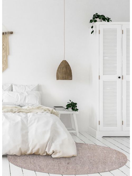 Indian Legacy 5'9" x 5'10" Hand-knotted Silk & Wool Rug 