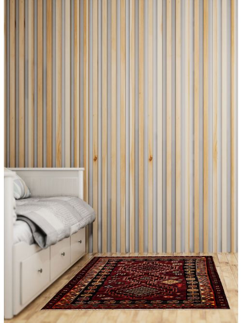 Persian Style 4'7" x 5'11" Hand-knotted Wool Rug 