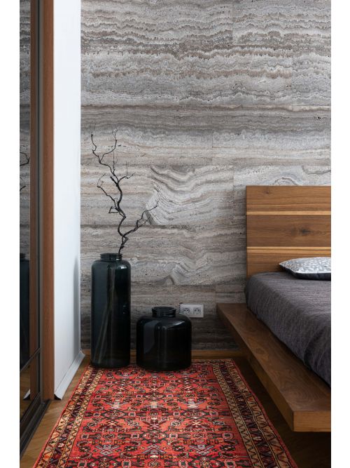 Persian Style 3'9" x 9'7" Hand-knotted Wool Rug 