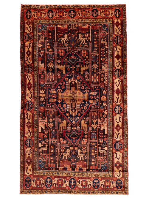 Tapis style persan 4'9" x 8'10" en laine