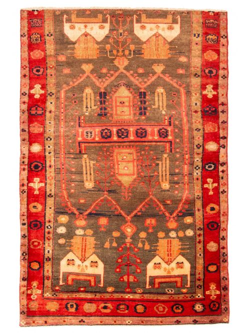 Tapis style persan 4'9" x 7'5" en laine