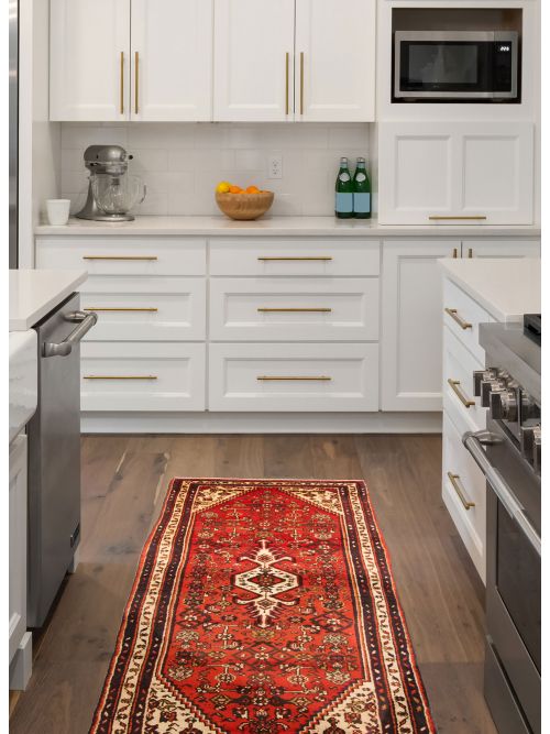 Tapis style persan 2'11" x 9'7" en laine