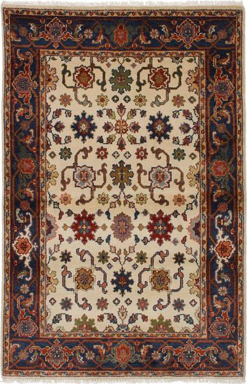 Floral  Traditional Ivory Area rug 3x5 Indian Hand-knotted 240431