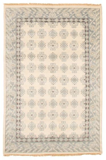 Bordered  Traditional Ivory Area rug 5x8 Indian Hand-knotted 370438