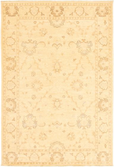 Bordered  Traditional Ivory Area rug 5x8 Pakistani Hand-knotted 319970